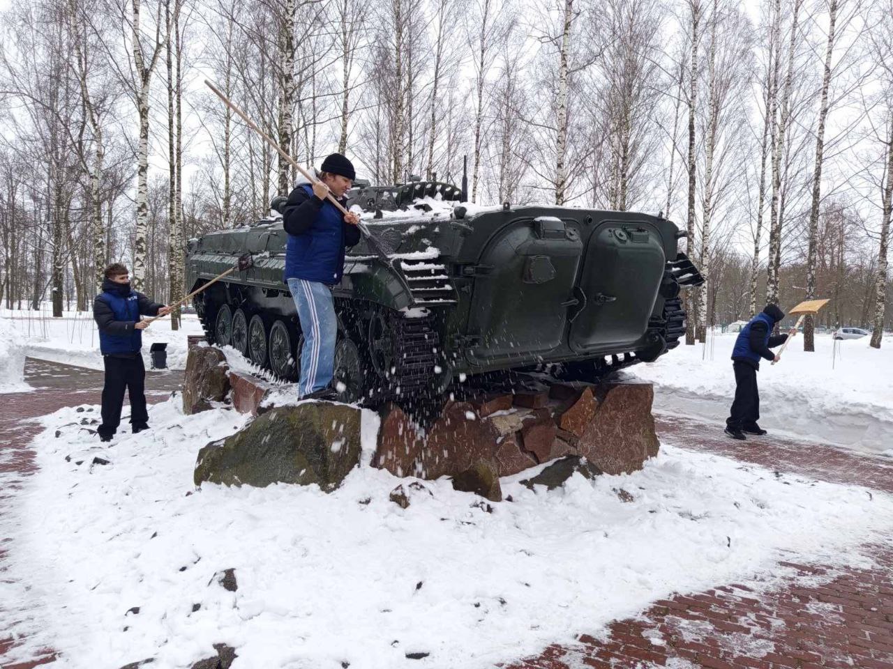 Активисты БРСМ политехнического колледжа присоединились к патриотической инициативе "Обелиск"