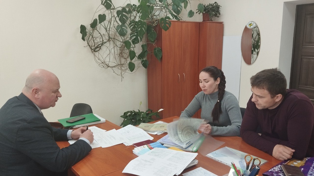 "Открытый диалог и активная позиция каждого" - Юрий Марецкий провел личный прием граждан