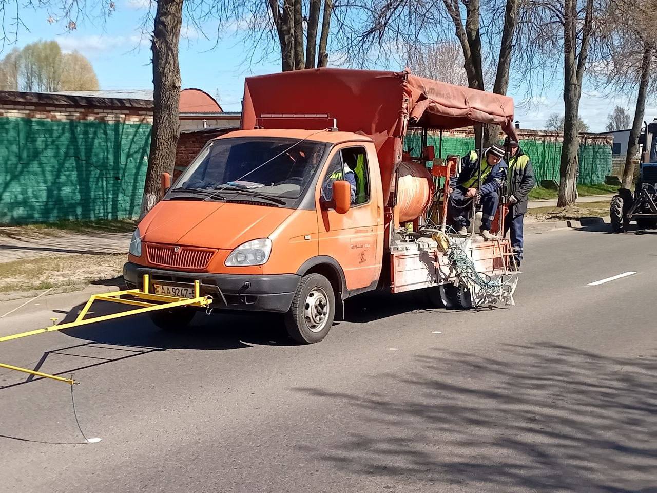 В Жодино приступили к нанесению дорожной разметки