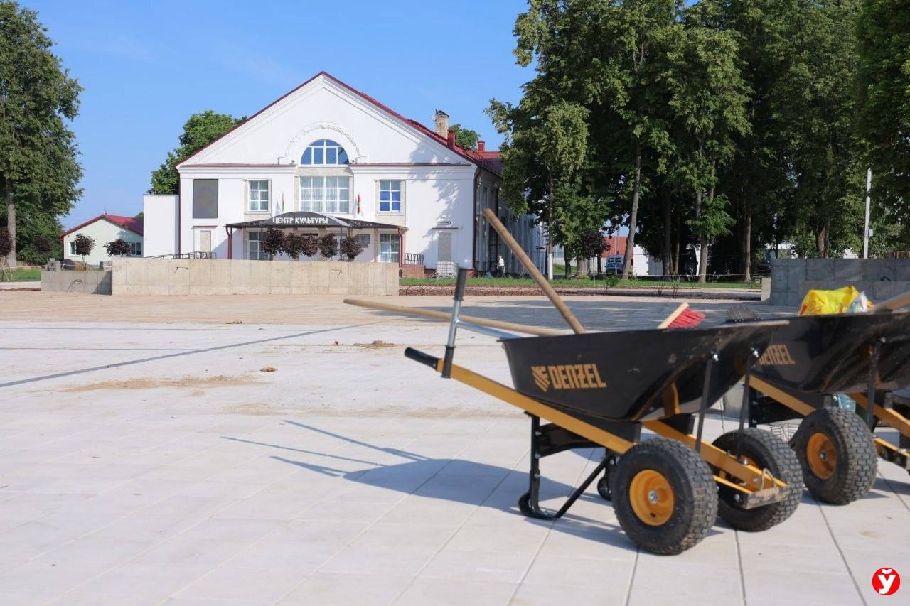 «Всем нужно ускоряться». Алексей Кушнаренко проверил готовность Дзержинска к «Дажынкам»